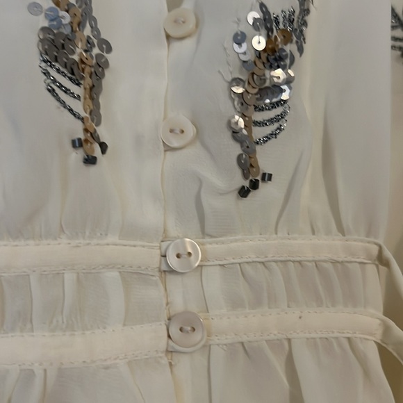 Apt. 9 short sleeve sheer top for women with a sequin design. Size XL - Picture 4 of 6